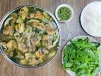 Cách nấu Lẩu gà lá é
