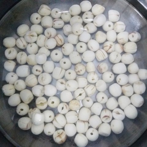 Cháo hạt sen thịt bằm