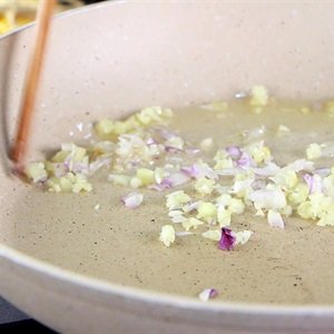 Mì trộn muối ớt