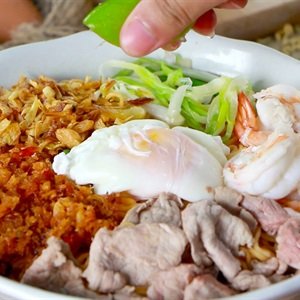 Mì trộn muối ớt