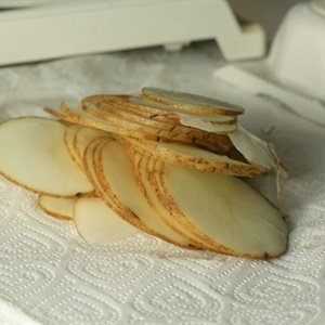 Snack khoai tây chiên giòn rụm