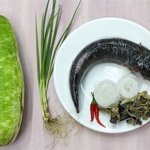 Cá lóc hấp bầu