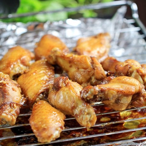 Cánh gà nướng mật ong, tỏi